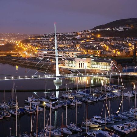 Just Stay Wales - Mariners Walk Swansea Eksteriør bilde